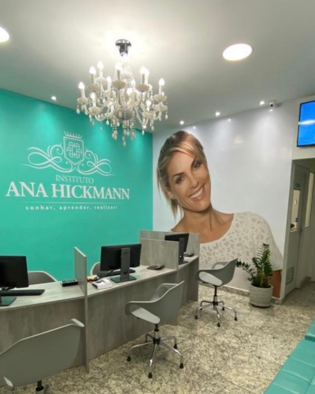 Escola Ana Hickmann Contagem (1)